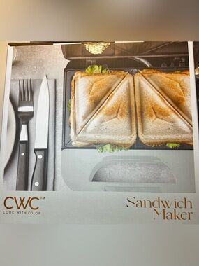 Sandwich Maker - Gray Nonstick Sandwich Press